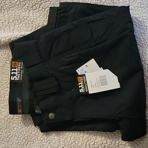 Women's 5.11 tactical pants, sz 10 L, navy blue